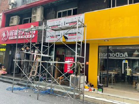 古蔺制作广告招牌如何避免它发黄？